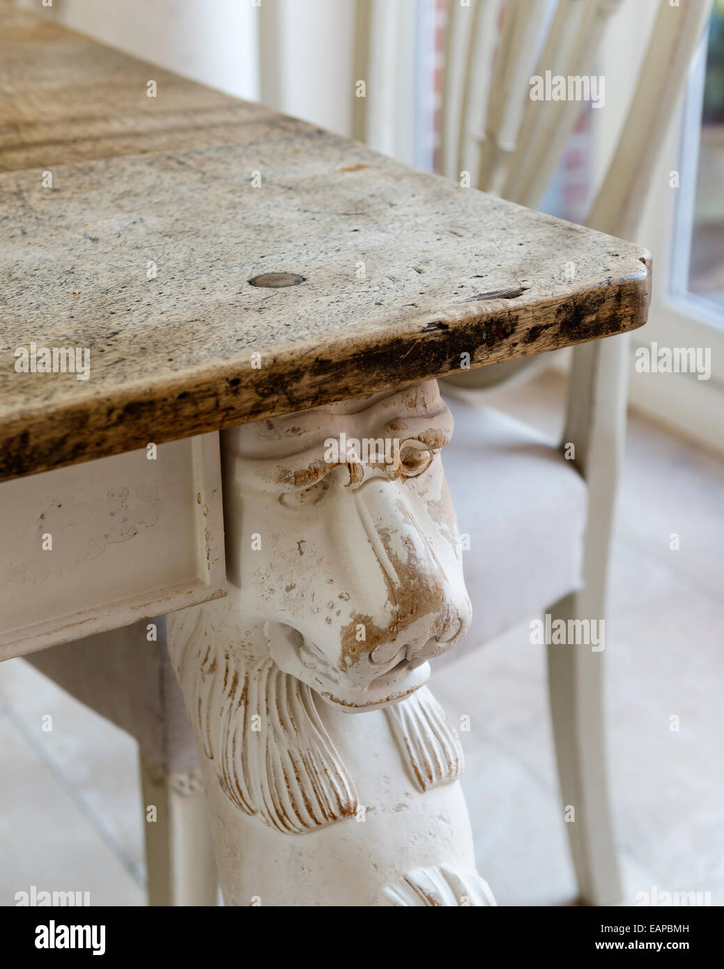 Detail der geschnitzten Leopard Kopf basierend auf Design von Thomas Pope Stockfoto