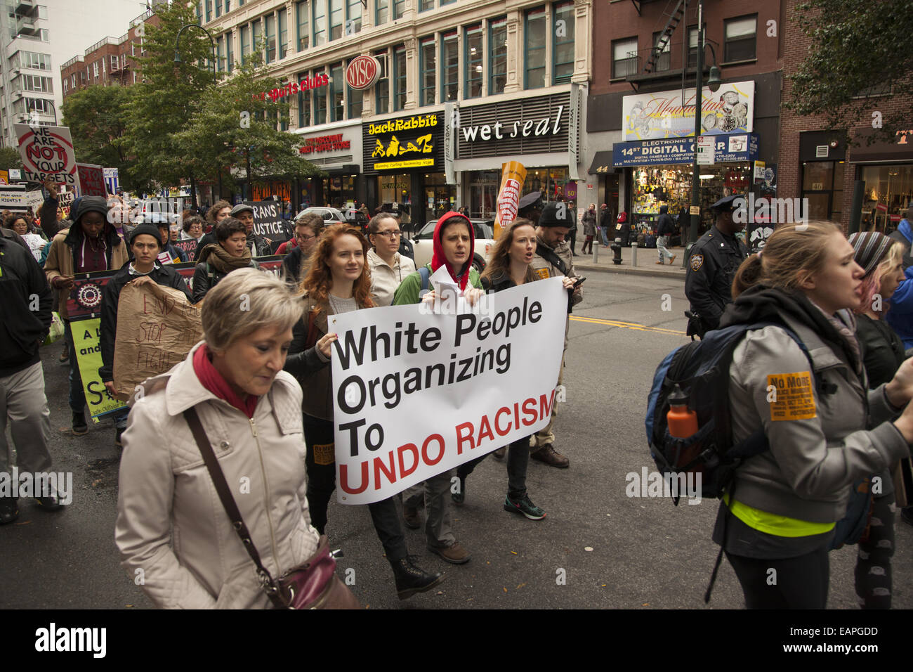 22. Nov jährlich unbewaffneten Demonstration gegen Polizeigewalt und die Tötung von Zivilisten in den USA. Stockfoto