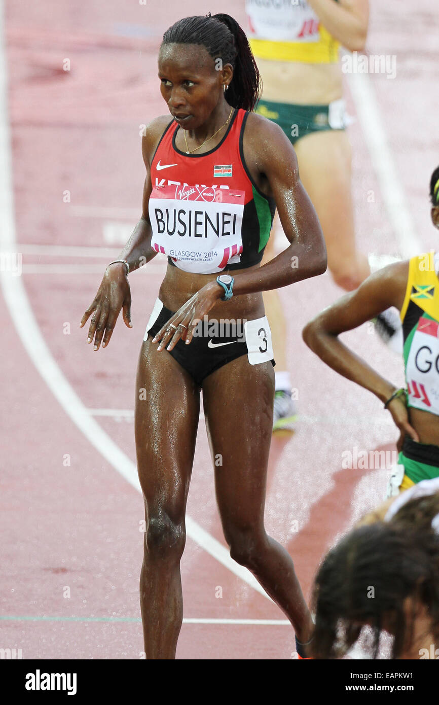 Janeth Jepkosgei BUSIENEI von Kenia in der Leichtathletik im Womens 800 m Halbfinale im Hampden Park Stockfoto