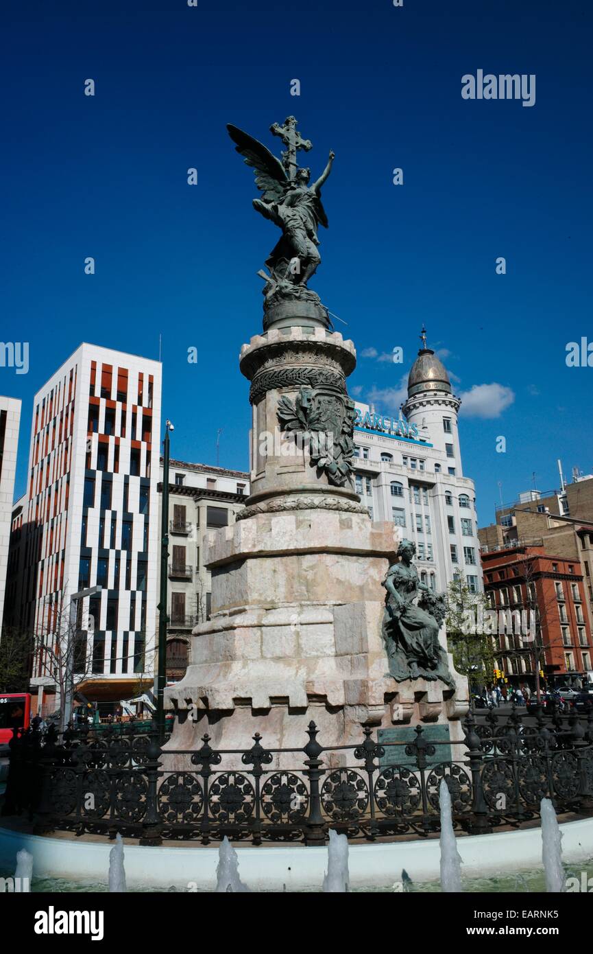 Das Princesa Brunnen oder Neptuno Brunnen auf der Plaza de Espana. Stockfoto