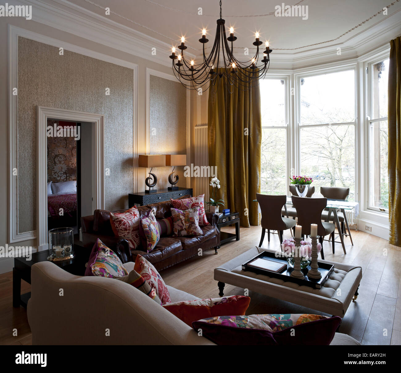 Wohnzimmer in börsennotierten Apartment, Devonshire Terrace, Glasgow, Scotland, UK Stockfoto