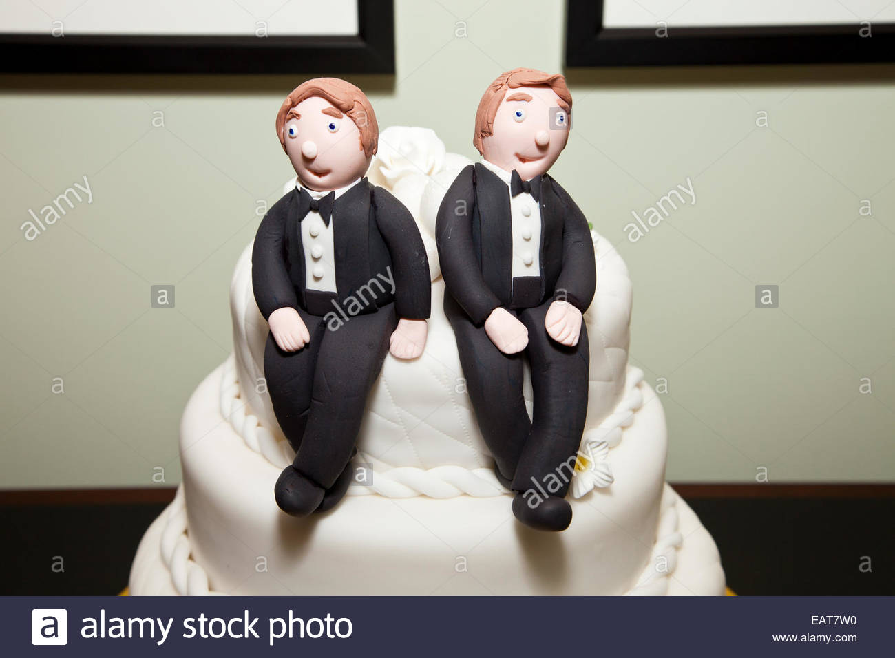 Die Hochzeitstorte Ein Schwules Paar In New York Stockfotografie Alamy