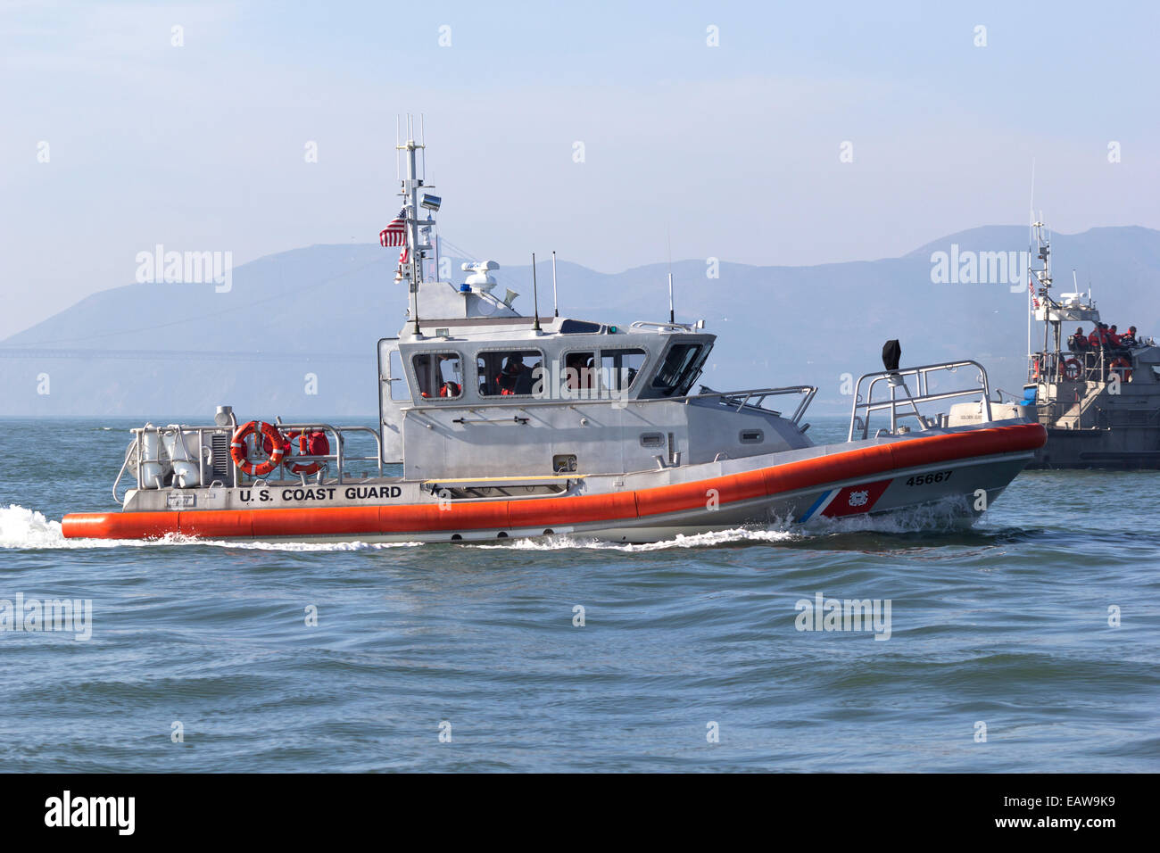 US Küstenwache Antwort Boot-Medium an der San Francisco Bay. Stockfoto