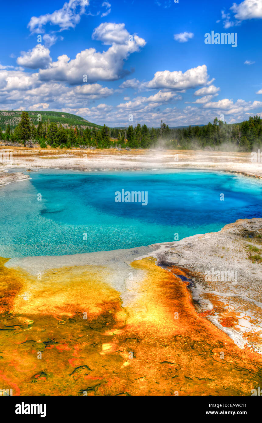 Malerische Landschaften geothermische Aktivität des Yellowstone-Nationalparks USA - Keks-Becken Stockfoto