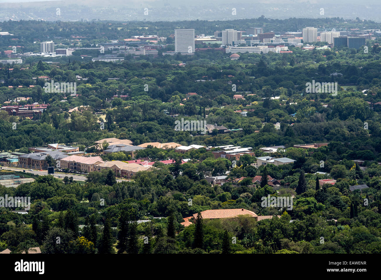 Die begrünten Straßen und Parks Südafrikas Hauptstadt Pretoria. Stockfoto