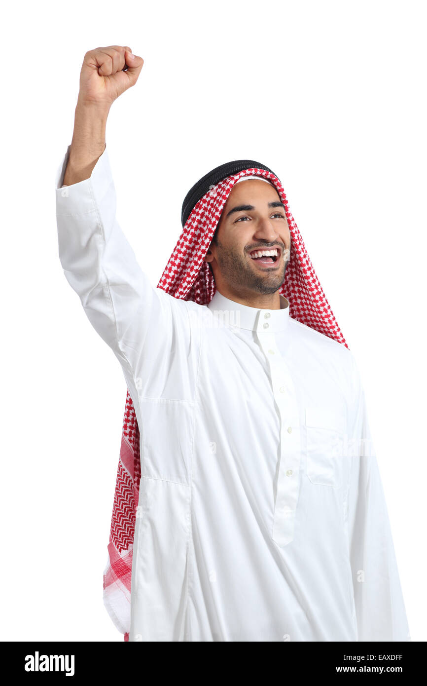 Arabische saudi Mann euphorisch Erhöhung Arm isoliert auf weißem Hintergrund Stockfoto