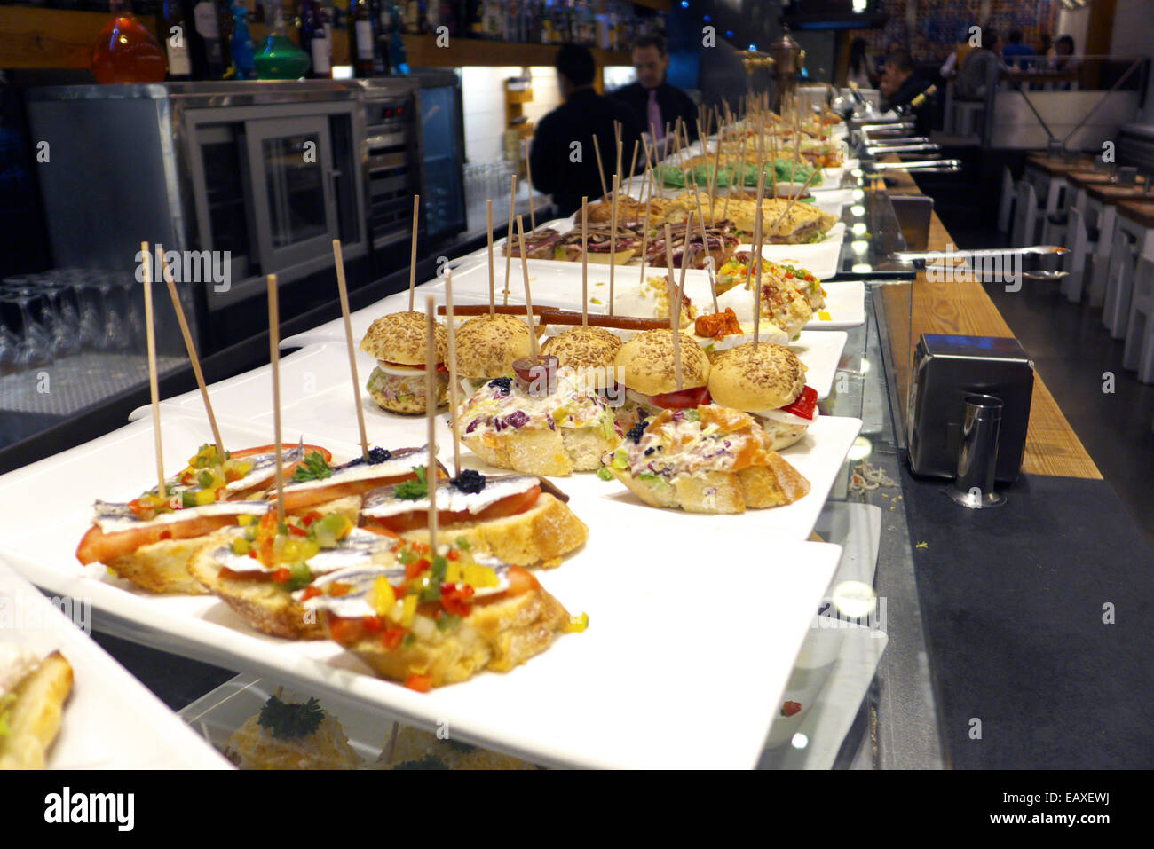 Spanien-Katalonien-Barcelona Restaurant traditionelle spanische Tapas-Fingerfood Stockfoto