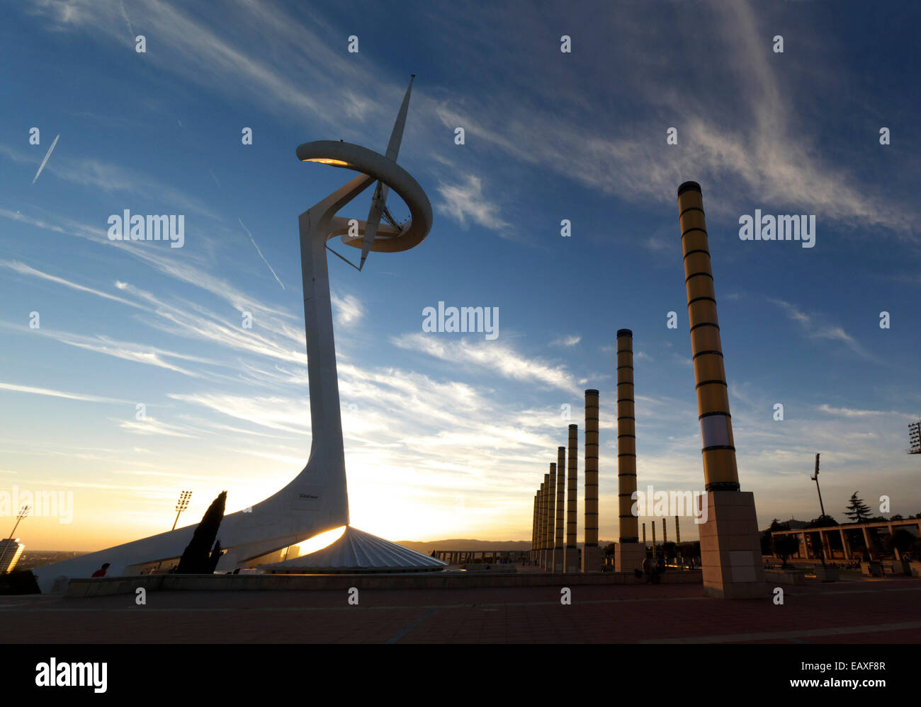 Spanien Katalonien Barcelona Olympic Park Telefonica Turm in der Abenddämmerung Stockfoto