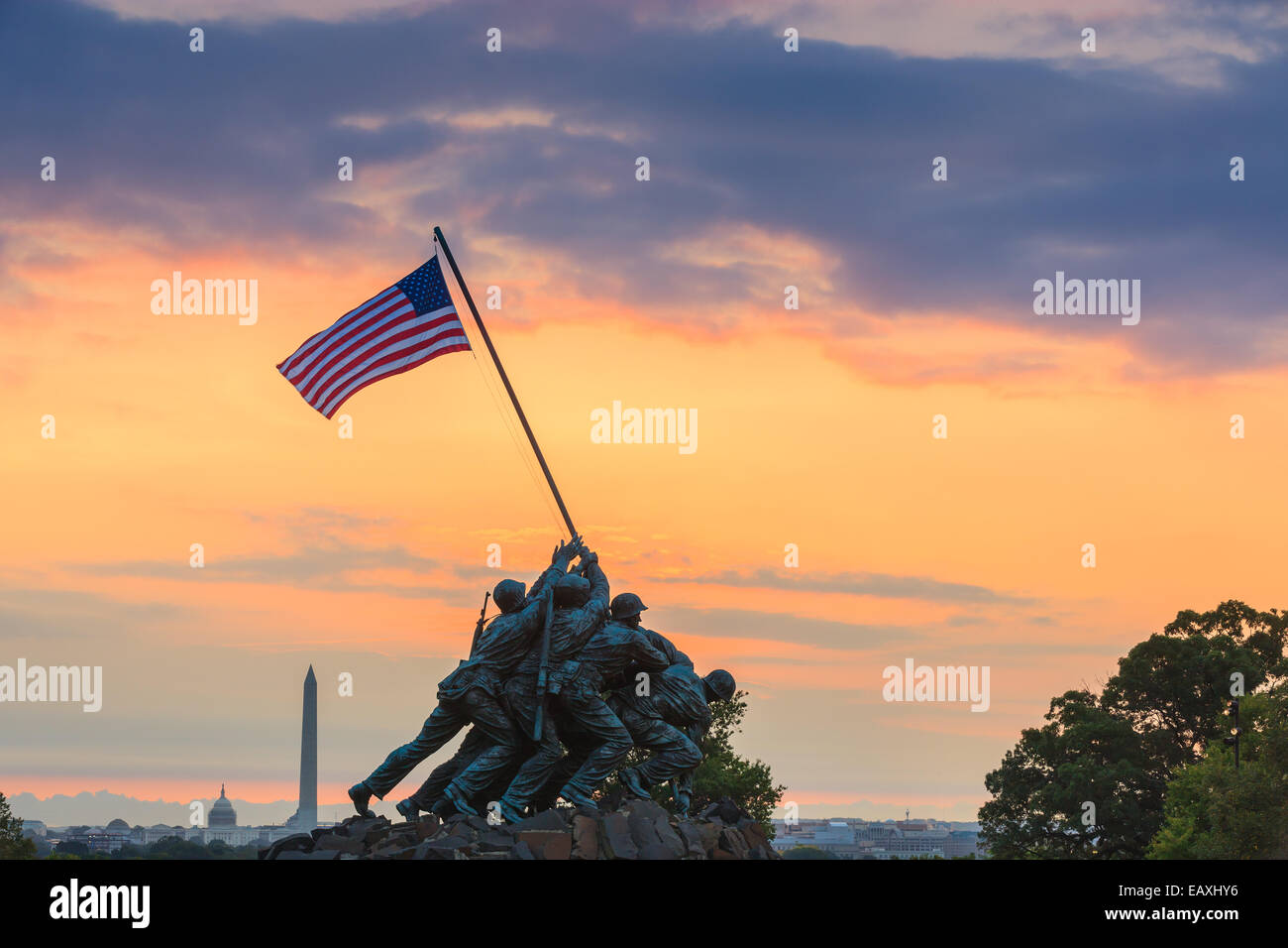 U.S. Marine Corps War Memorial, auch bekannt als Iwo Jima Memorial in Arlington, Virginia, USA. Stockfoto