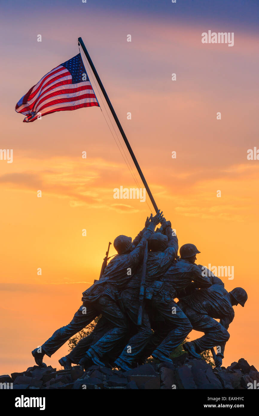 U.S. Marine Corps War Memorial, auch bekannt als Iwo Jima Memorial in Arlington, Virginia, USA. Stockfoto