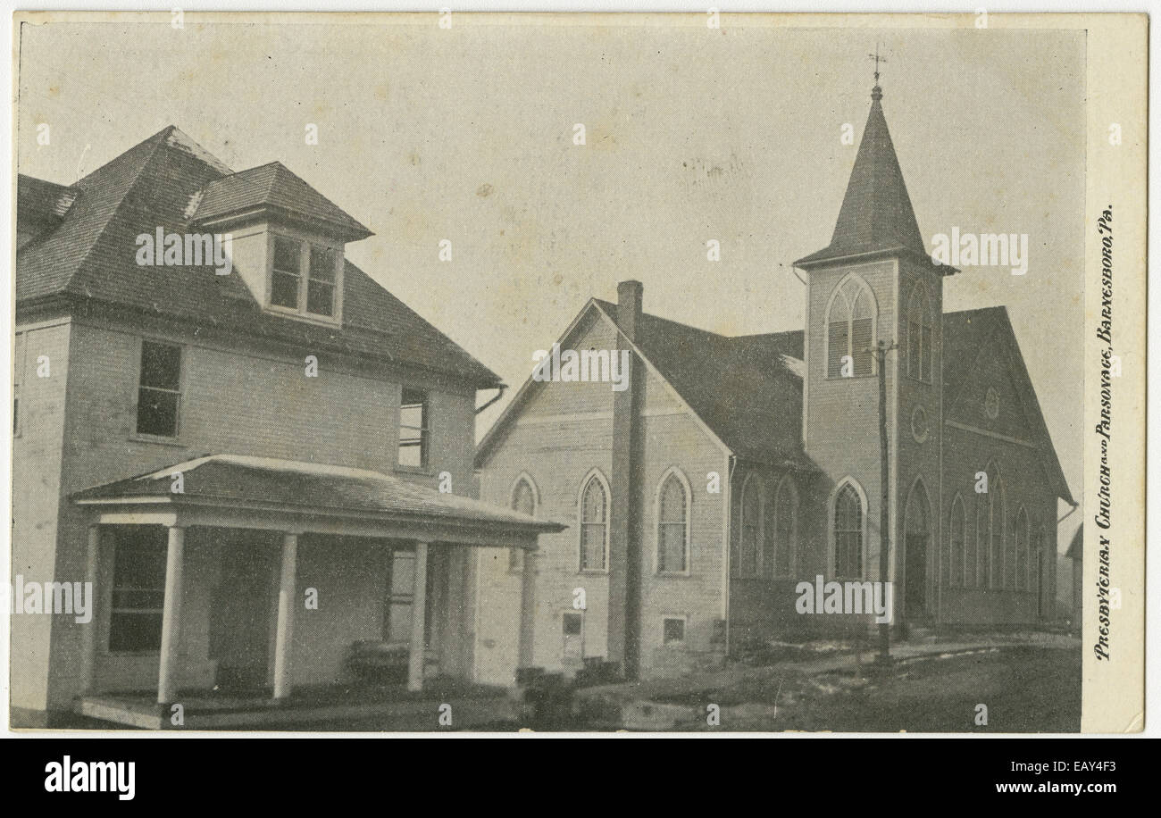 Presbyterianische Kirche und Pfarrhaus in Barnesboro, Pennsylvania nach einer Pre-1923 Postkarte von RG-428 Postkarten-Kollektion Stockfoto