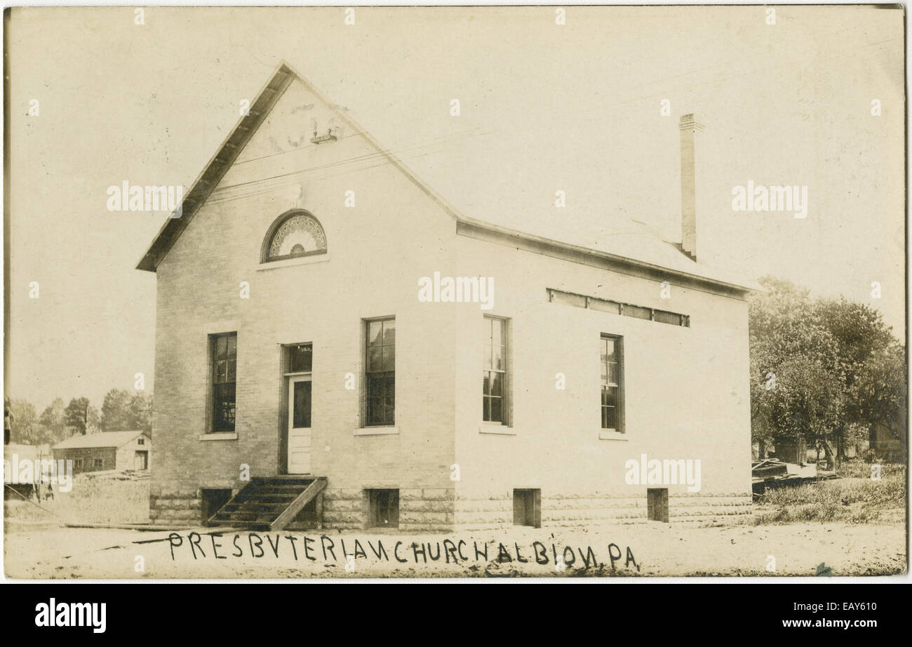 Presbyterianische Kirche in Albion, Pennsylvania nach einer Pre-1923 Postkarte von RG-428 Postkartensammlung, Stockfoto