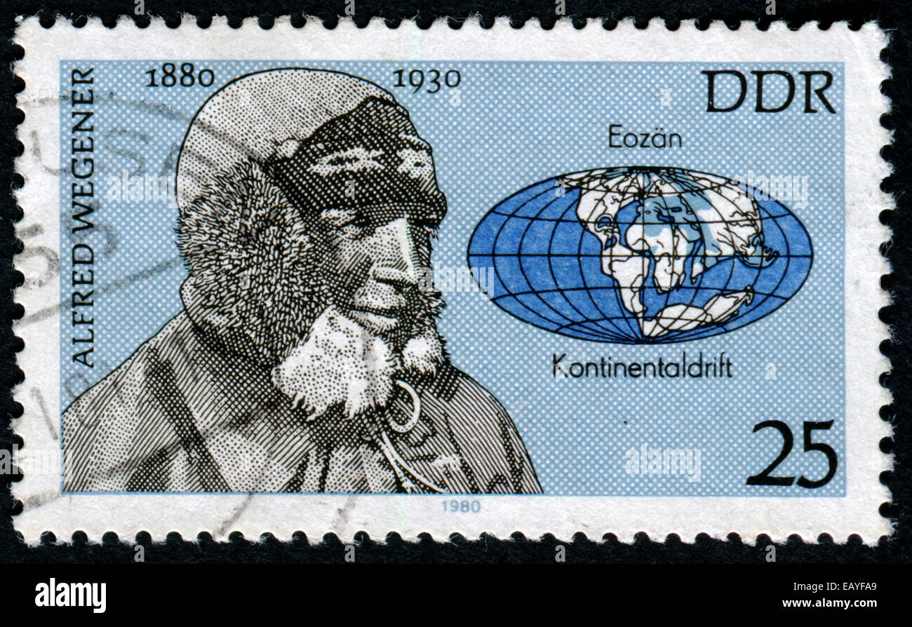 Deutschland-CIRCA 1980: eine Briefmarke gedruckt in DDR (Ostdeutschland) zeigt Alfred Wegener, Serie, ca. 1980 Stockfoto