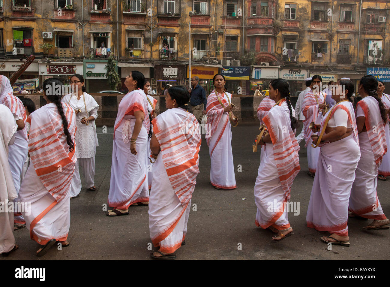 Warkari sammeln in Mumabai, Indien Stockfoto