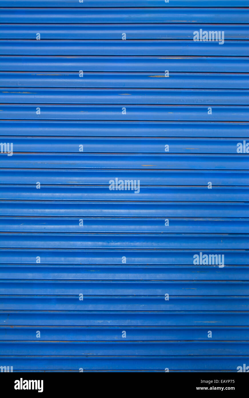 Rollende Tür oder Auslöser Türfarbe Muster Blau Stockfoto