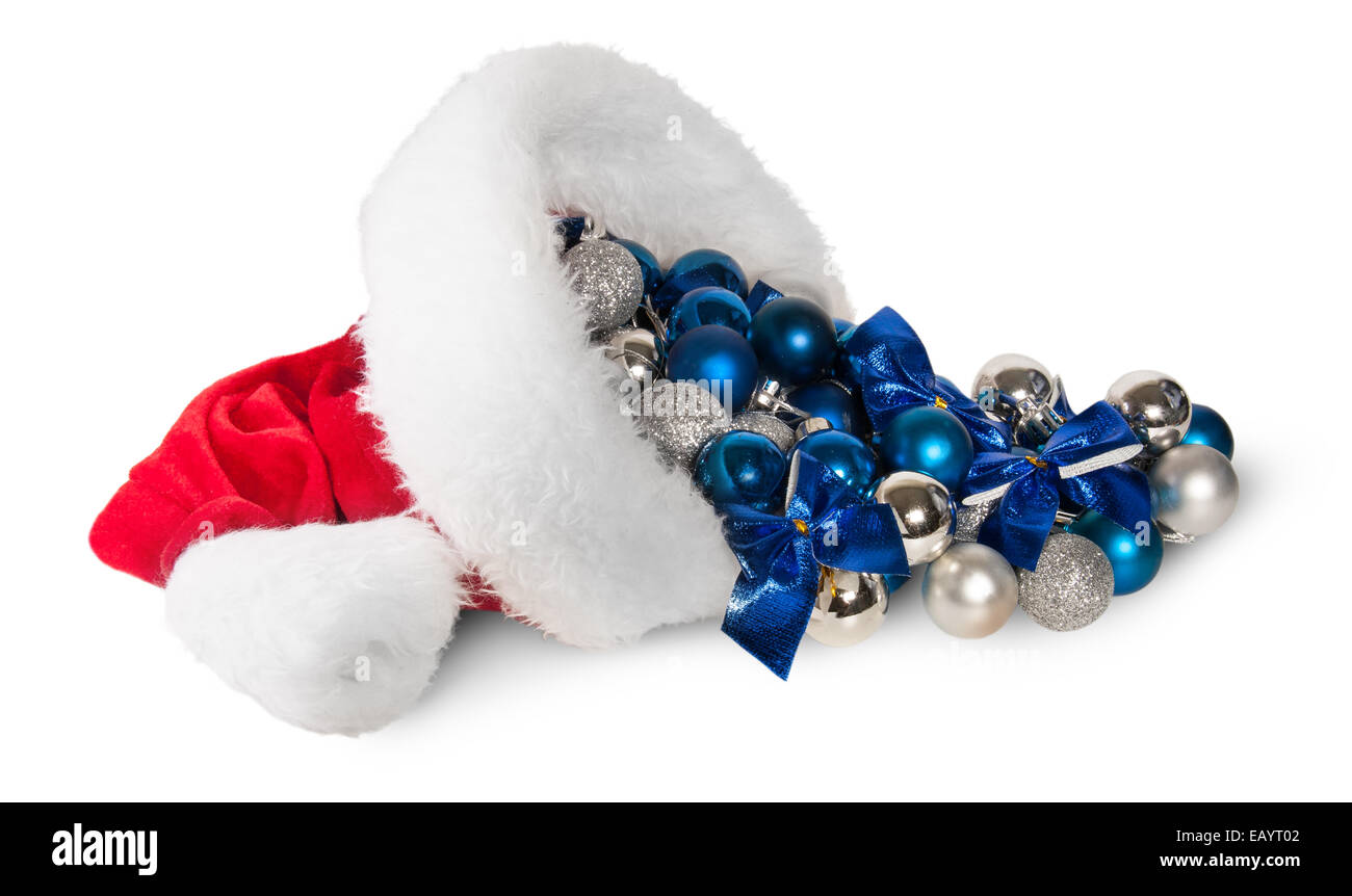 Santa Claus Hat mit Weihnachtskugeln, Isolated On White Background Stockfoto
