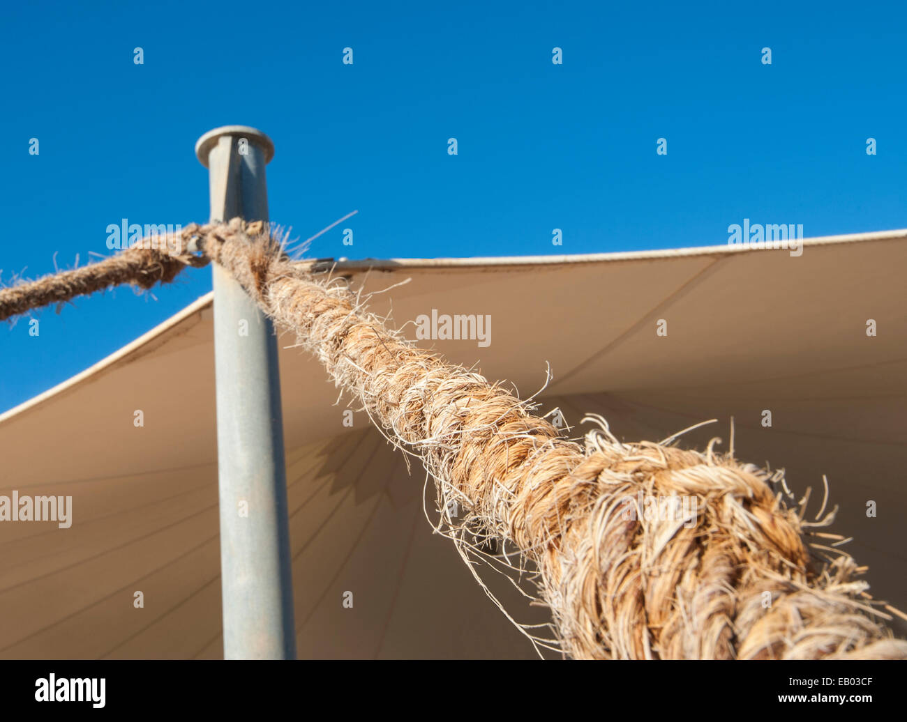 Abstrakte Nahaufnahme Detail der alten Seil Tragstruktur Stockfoto