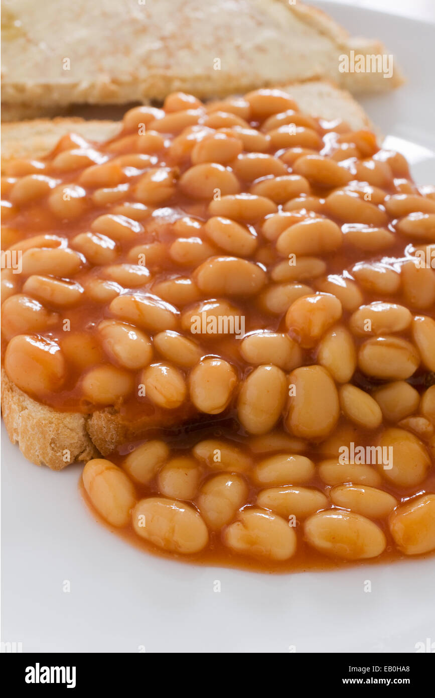 Gebackene Bohnen in Tomatensauce auf toast Stockfoto