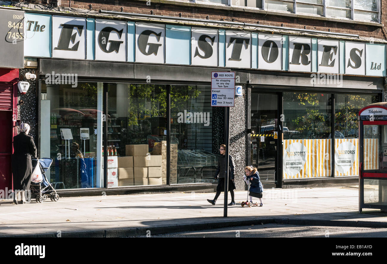 Das Ei Stores Ltd, Stamford Hill, Stoke Newington, Hackney, N 16, London, England, UK. Stockfoto