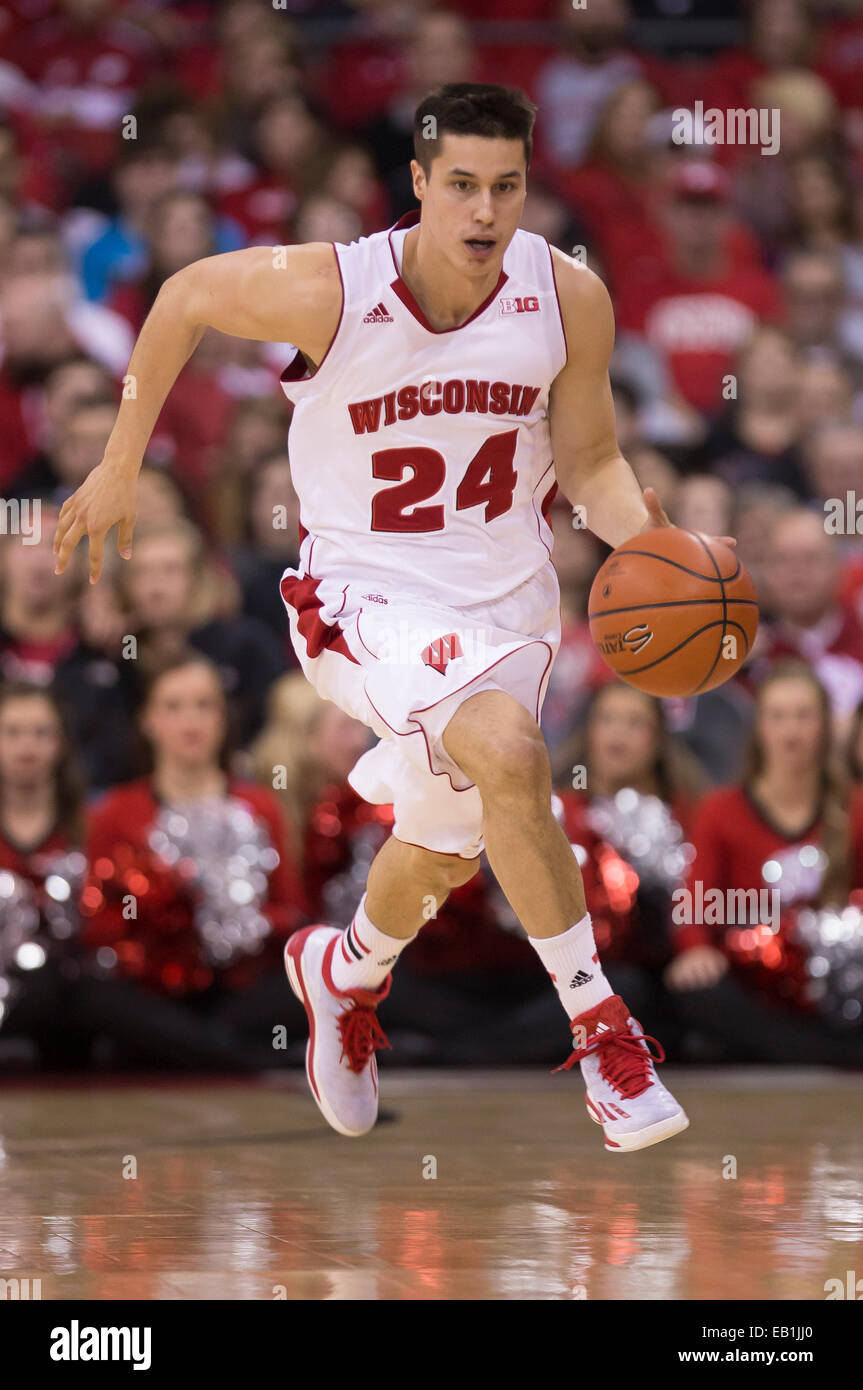 22. November 2014: während der NCAA Basketball-Spiel zwischen Wisconsin Badgers und die Boise State Broncos im Kohl Center in Madison, Wisconsin. Wisconsin besiegte Boise State 78-54. John Fisher/CSM Stockfoto