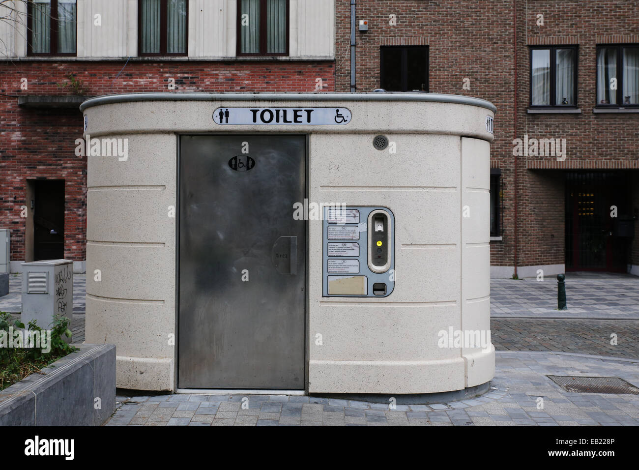 Brüssel-öffentliche Straße WC-Waschraum Stockfoto
