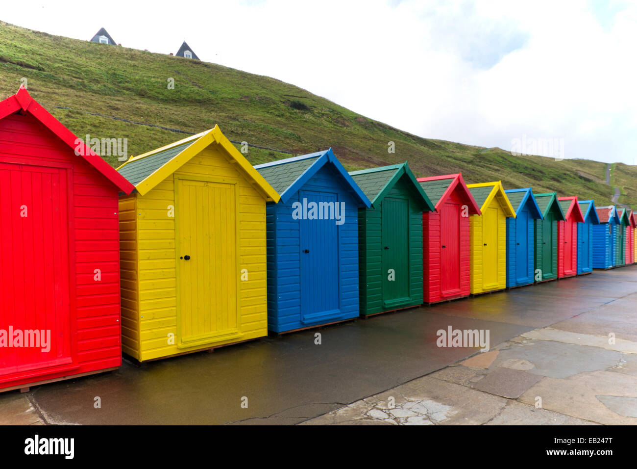 Strand Hütten Whitby Stockfoto