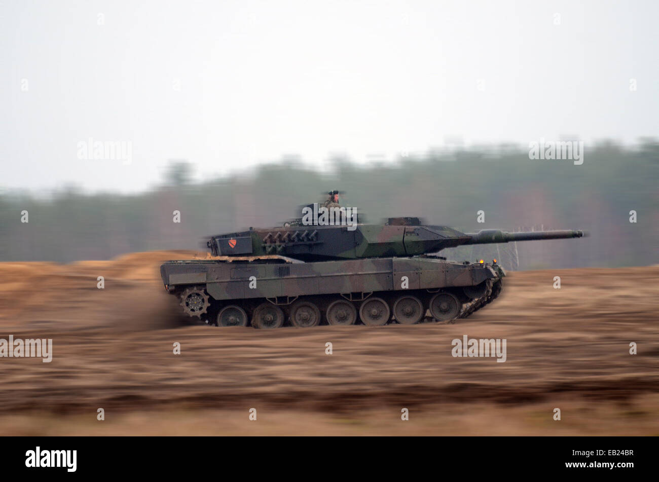 Goplanen 10. Arnoured Kavallerie-brigade auf Ausübung schwarzer Adler mit dort Leopard 2A4-Panzer auf Zagan Trainingsbereich. Polen. Stockfoto