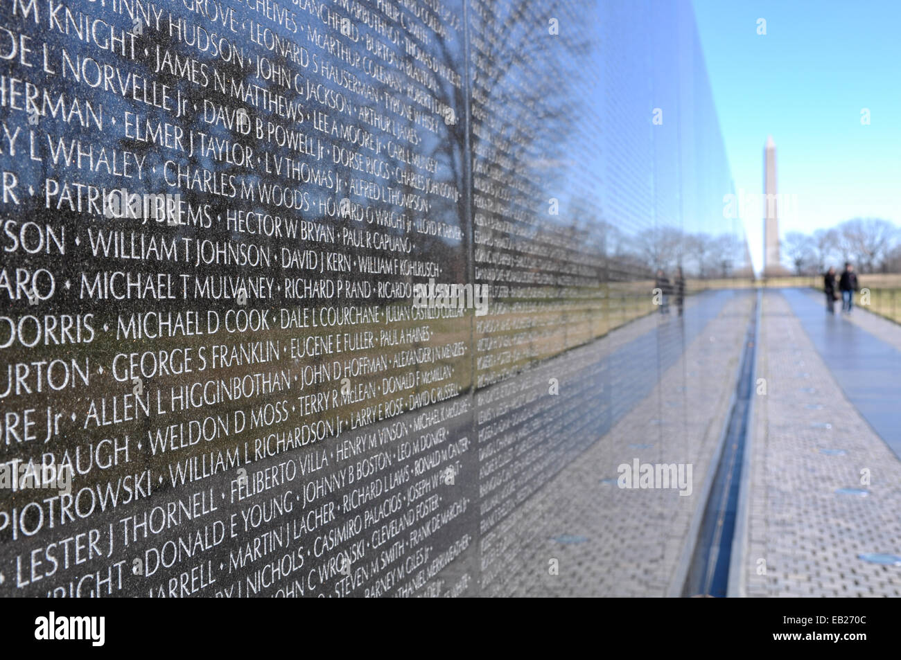 WASHINGTON DC-Januar 18: Namen auf Vietnam War Veterans Memorial am 18. Juli 2010 in Washington DC, USA.  Die Gedenkstätte erhält Stockfoto