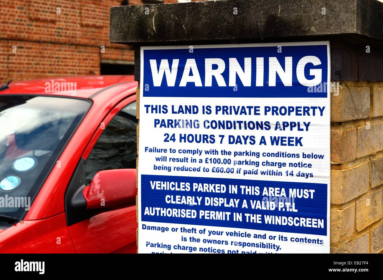 Privater Parkplatz-Warnschild am Wand Windsor Berkshire UK Stockfoto