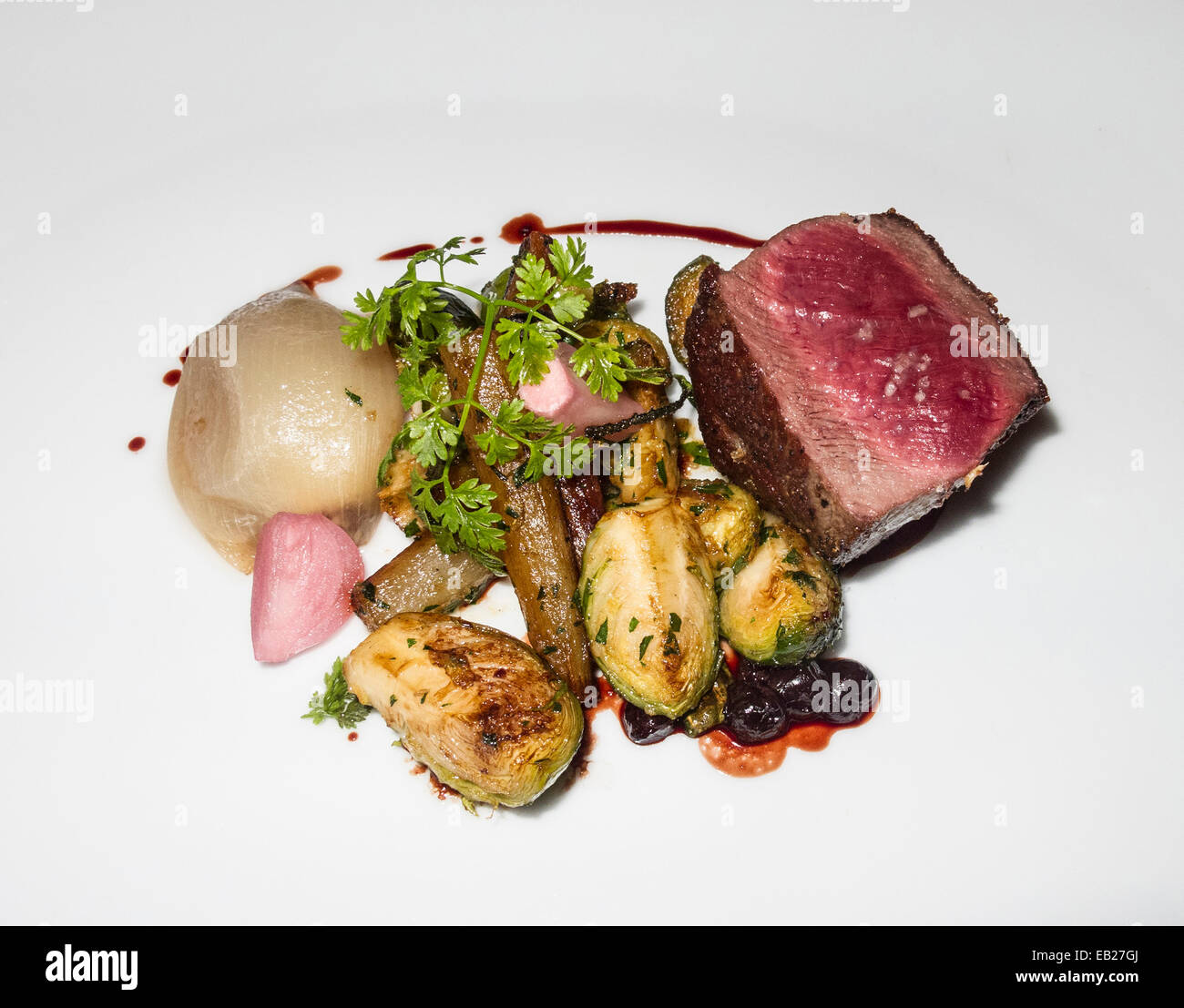 Abendessen im Restaurant Cedarbrook Lodge Copperleaf. Hier, im Rahmen eines "Degustationsmenü" Dinner, ist trocken gealterte Brache Wild Stockfoto