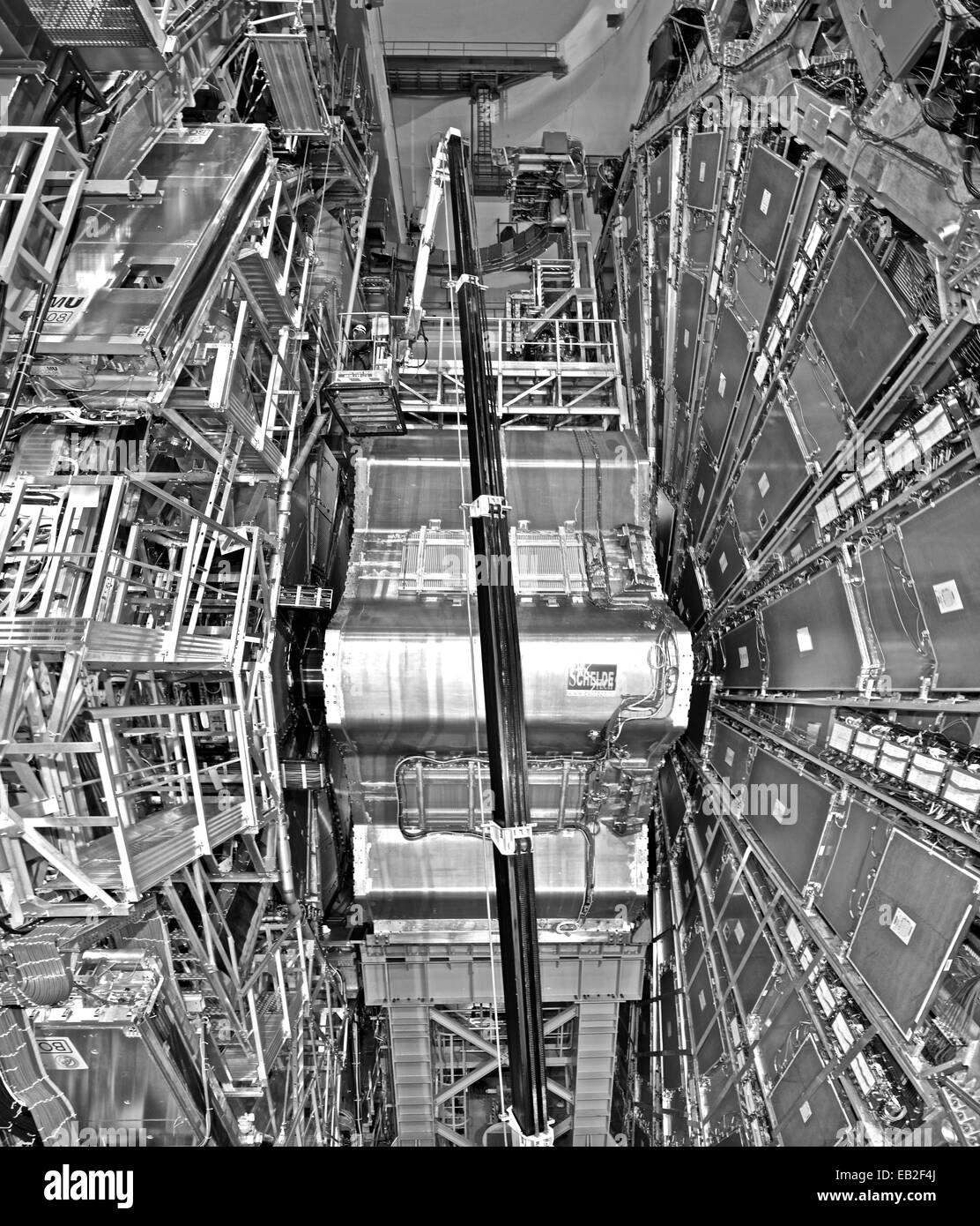 Die ATLAS-Höhle befindet sich 92 Meter unter der Erde, hält der Large Hadron Collider, ein Teilchenbeschleuniger der Europäischen Organisation für Kernforschung. Stockfoto