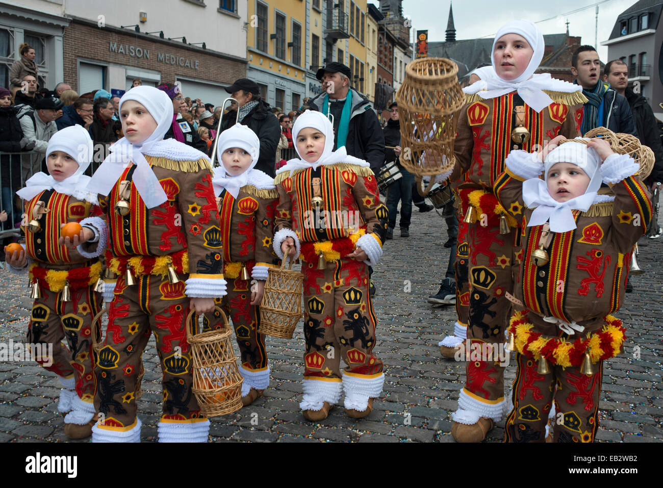 Belgien: Karneval von Binche. UNESCO World Heritage Parade Festival. Belgien, wallonischen Gemeinde, Provinz Hennegau, Dorf Stockfoto