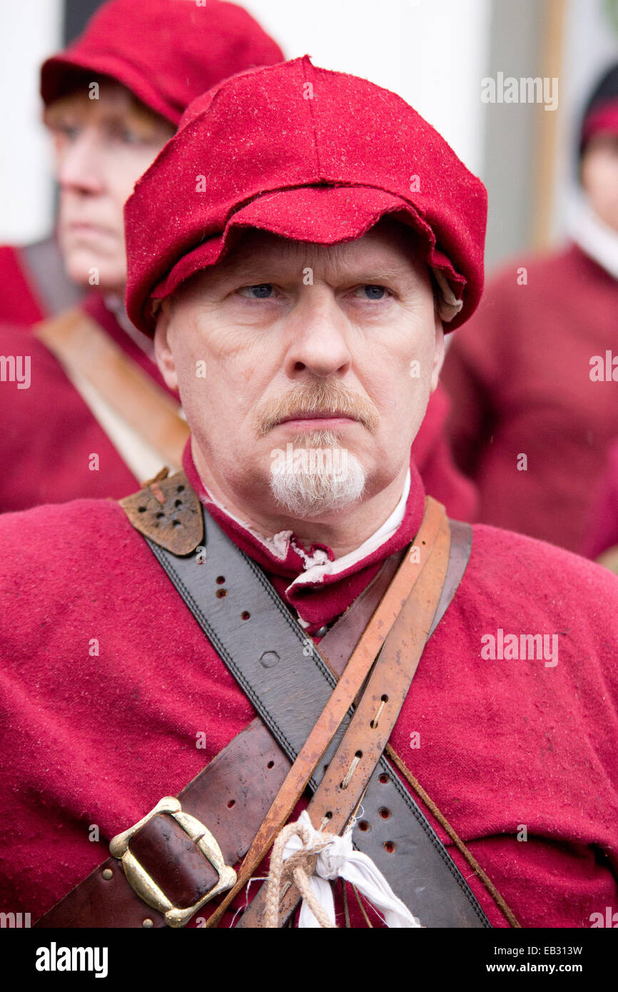 Männer, die Par in die Nachstellung der Schlacht Nantwich, 2014 Stockfoto