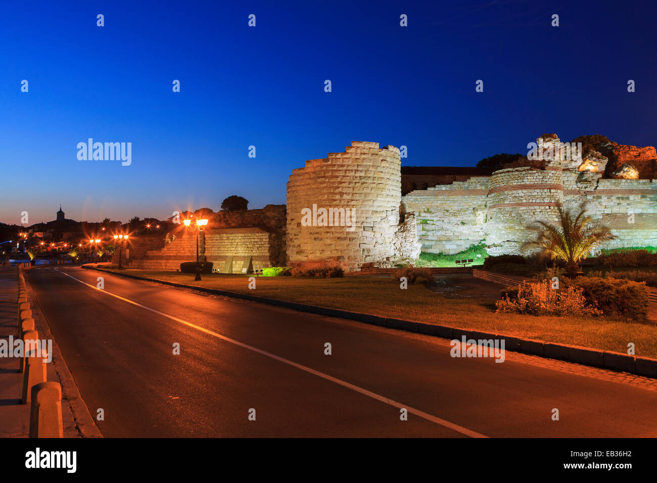 Alte Festung, Westtor der byzantinischen Stadtmauer, Nessebar, Provinz Burgas, Bulgarien Stockfoto