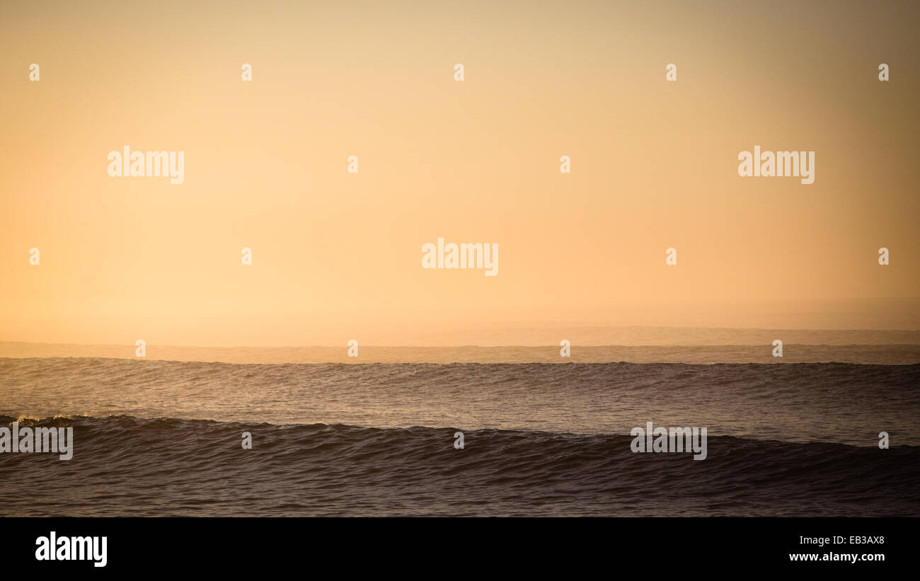 USA, California, Los Angeles County, Malibu, Seelandschaft bei Sonnenuntergang Stockfoto