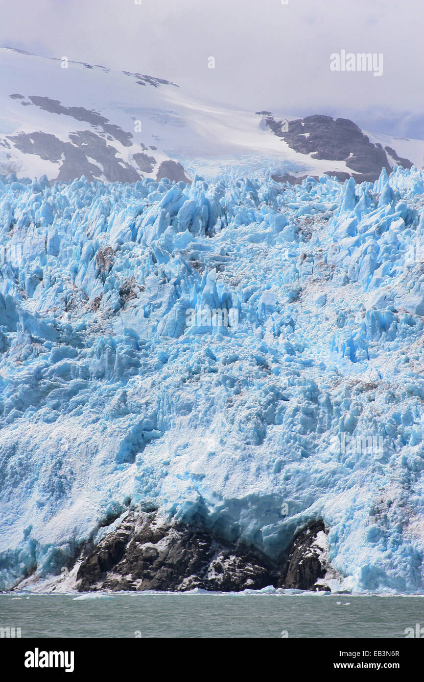 Amalia Gletscher, auch bekannt als Skua Gletscher ist ein kalbende Gletscher im Bernardo O' Higgins Nationalpark, Patagonien, Chile Stockfoto Amalia Gletscher, auch bekannt als Skua Gletscher ist ein kalbende Gletscher im Bernardo O' Higgins Nationalpark, Patagonien, Chile Stockfoto