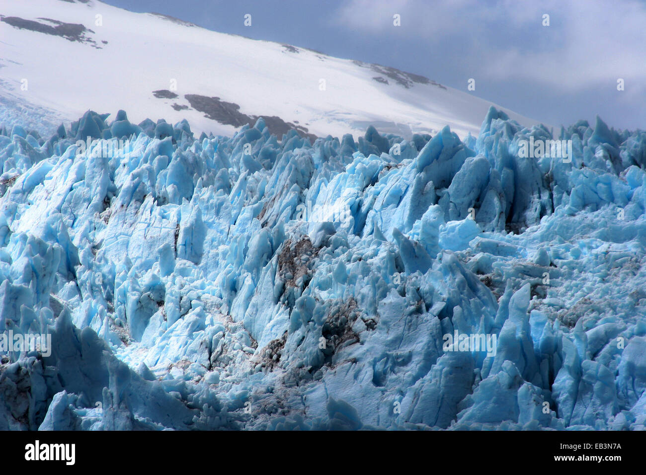 Amalia Gletscher, auch bekannt als Skua Gletscher ist ein kalbende Gletscher im Bernardo O' Higgins Nationalpark, Patagonien, Chile Stockfoto Amalia Gletscher, auch bekannt als Skua Gletscher ist ein kalbende Gletscher im Bernardo O' Higgins Nationalpark, Patagonien, Chile Stockfoto