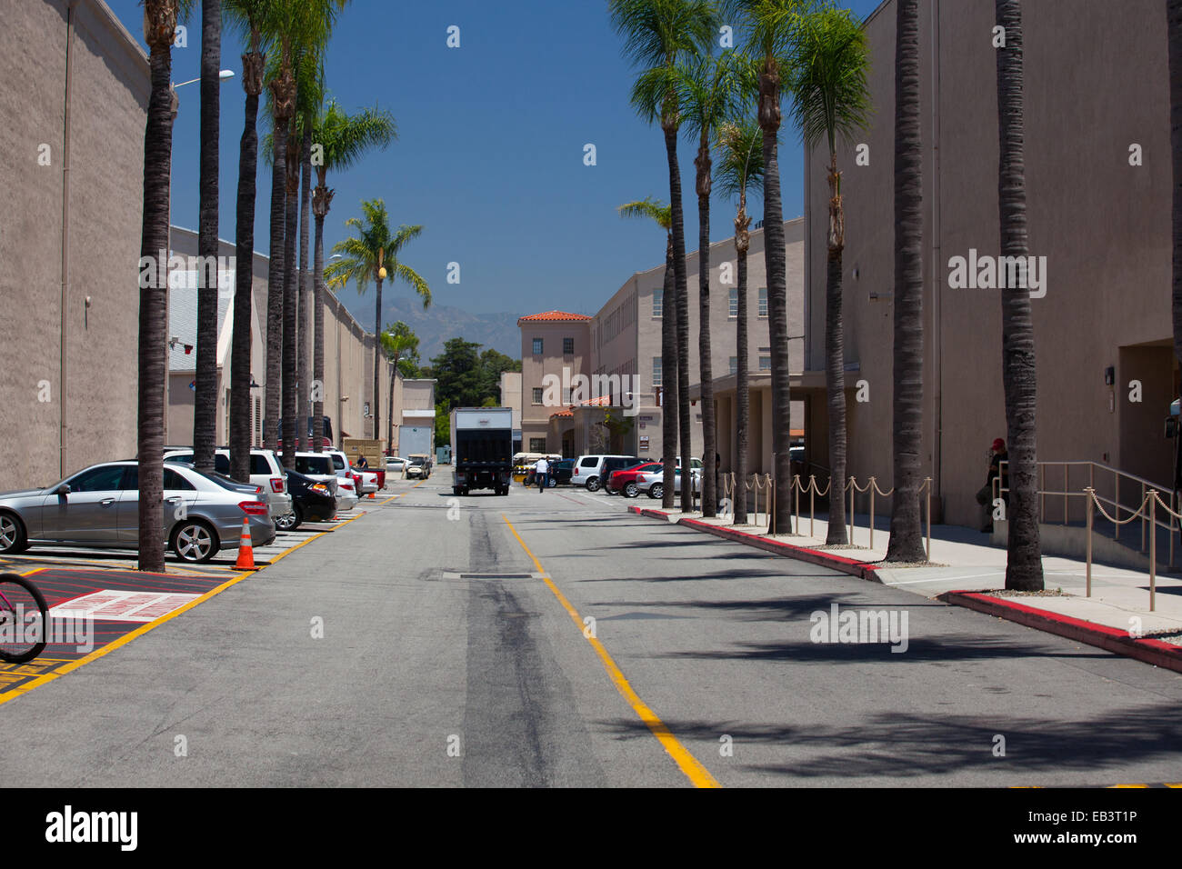 Los Angeles, USA-am 1. Juli 2011:Warner Brothers Studios in Burbank, Los Angeles. Die historischen 110-Hektar großen Grundstück gehören 29 Musikbühnen, Stockfoto