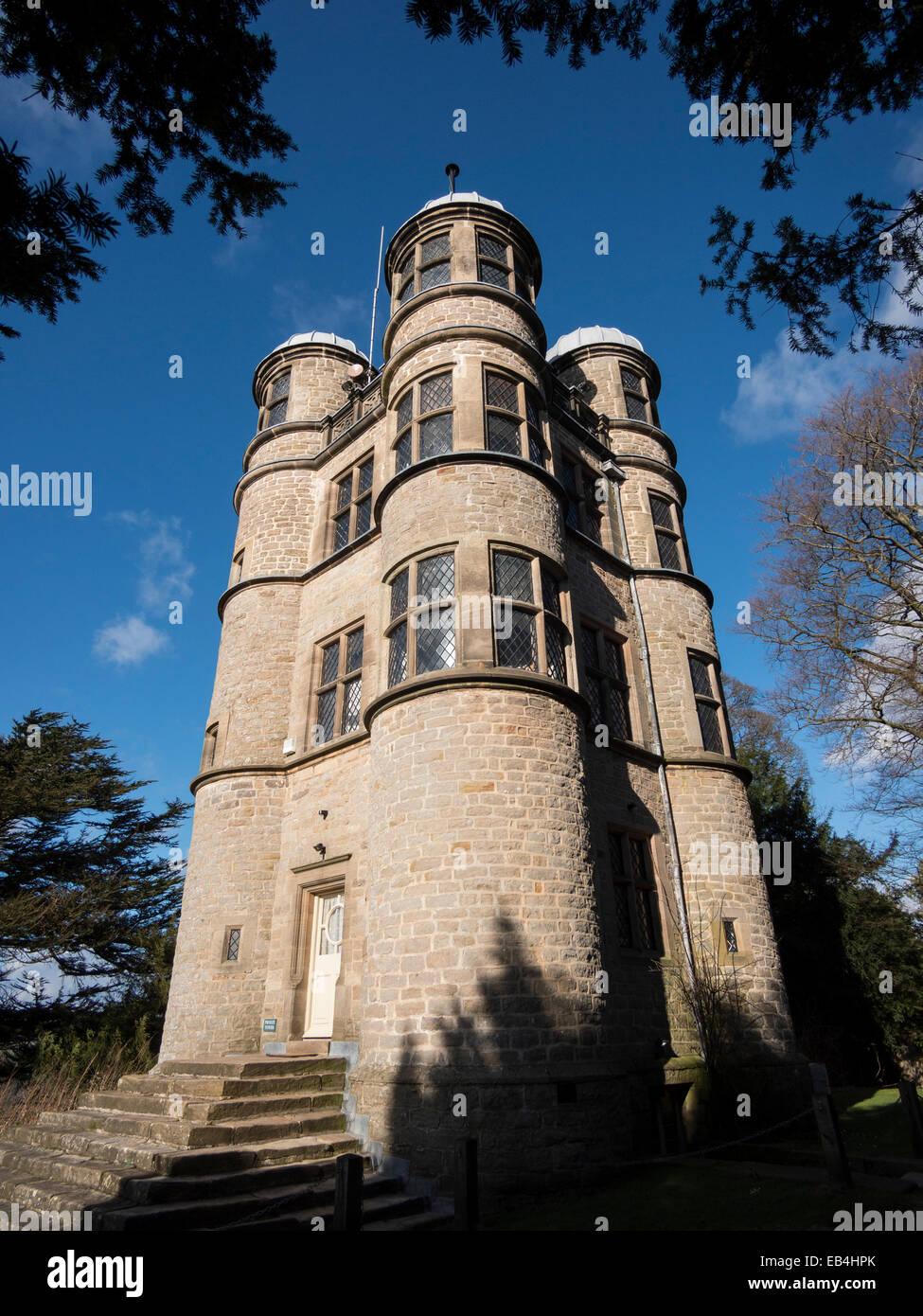 Die Jagd-Turm, Chatsworth House Park, Derbyshire, Großbritannien Stockfoto