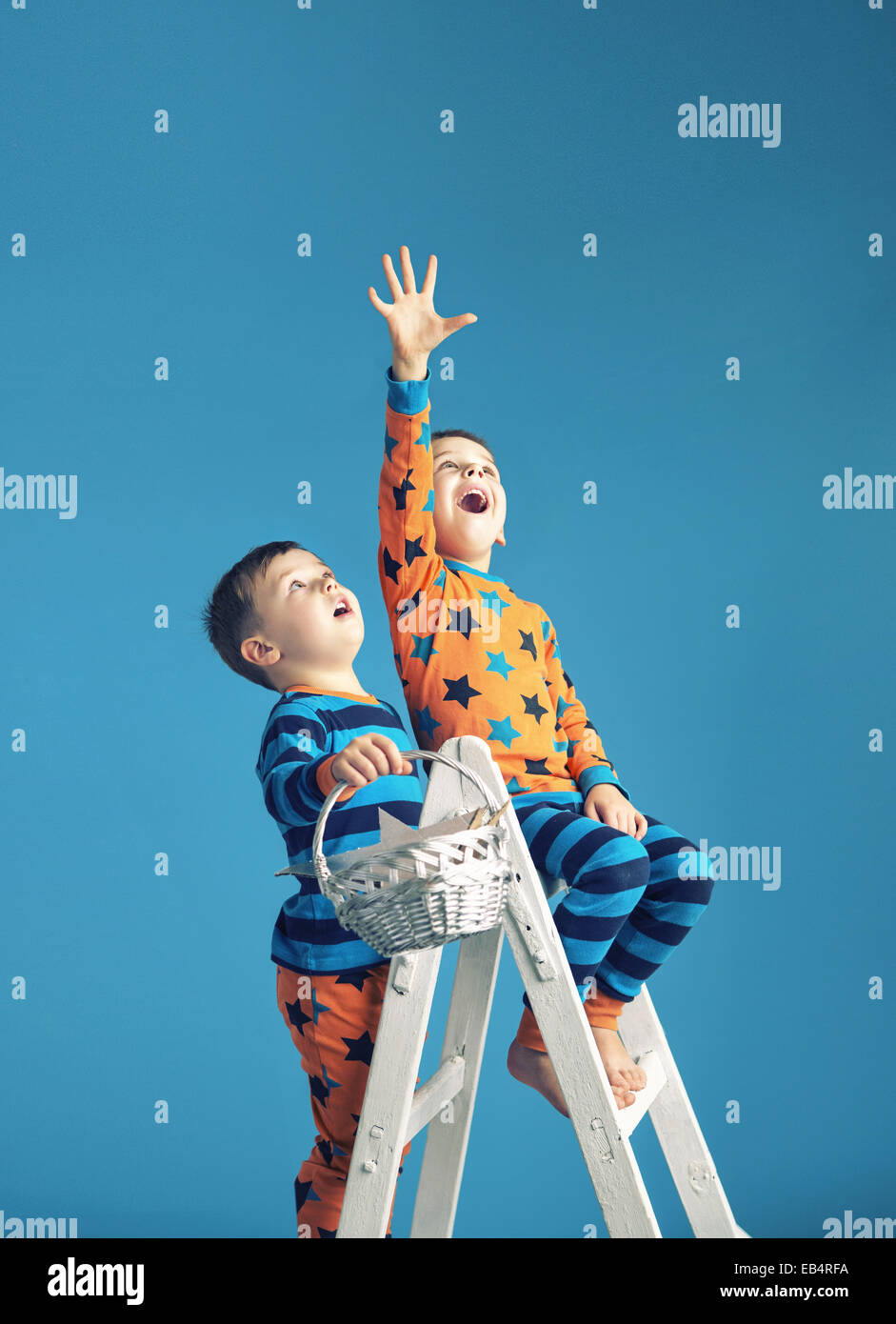 Leiterkorb -Fotos und -Bildmaterial in hoher Auflösung – Alamy