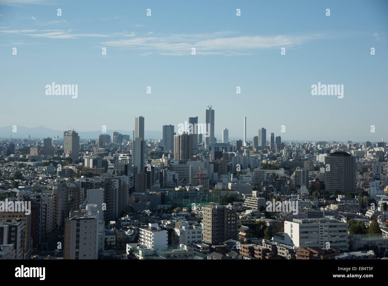 Wolkenkratzer von Ikebukuro, Toshima-Ku, Tokyo, Japan-Blick vom Bunkyo Behördenviertel Stockfoto