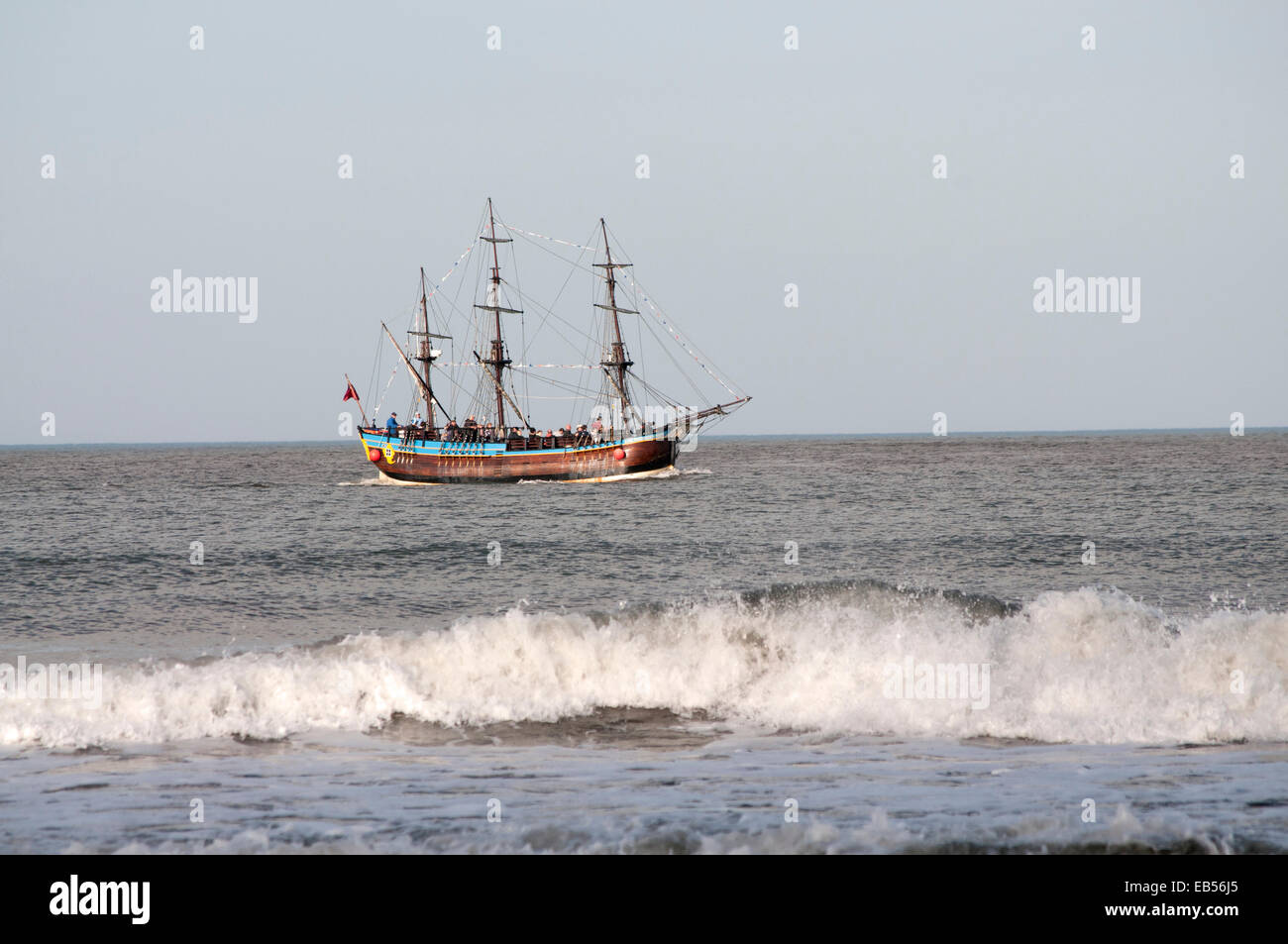 Verkleinerte Replik des Captain Cooks Schiff Bark Unterfangen in Whitby Stockfoto