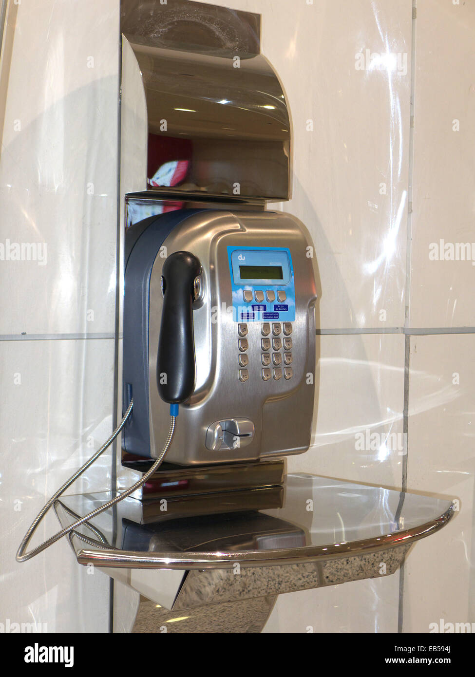 VAE Dubai International Airport-Telefonzelle Stockfoto