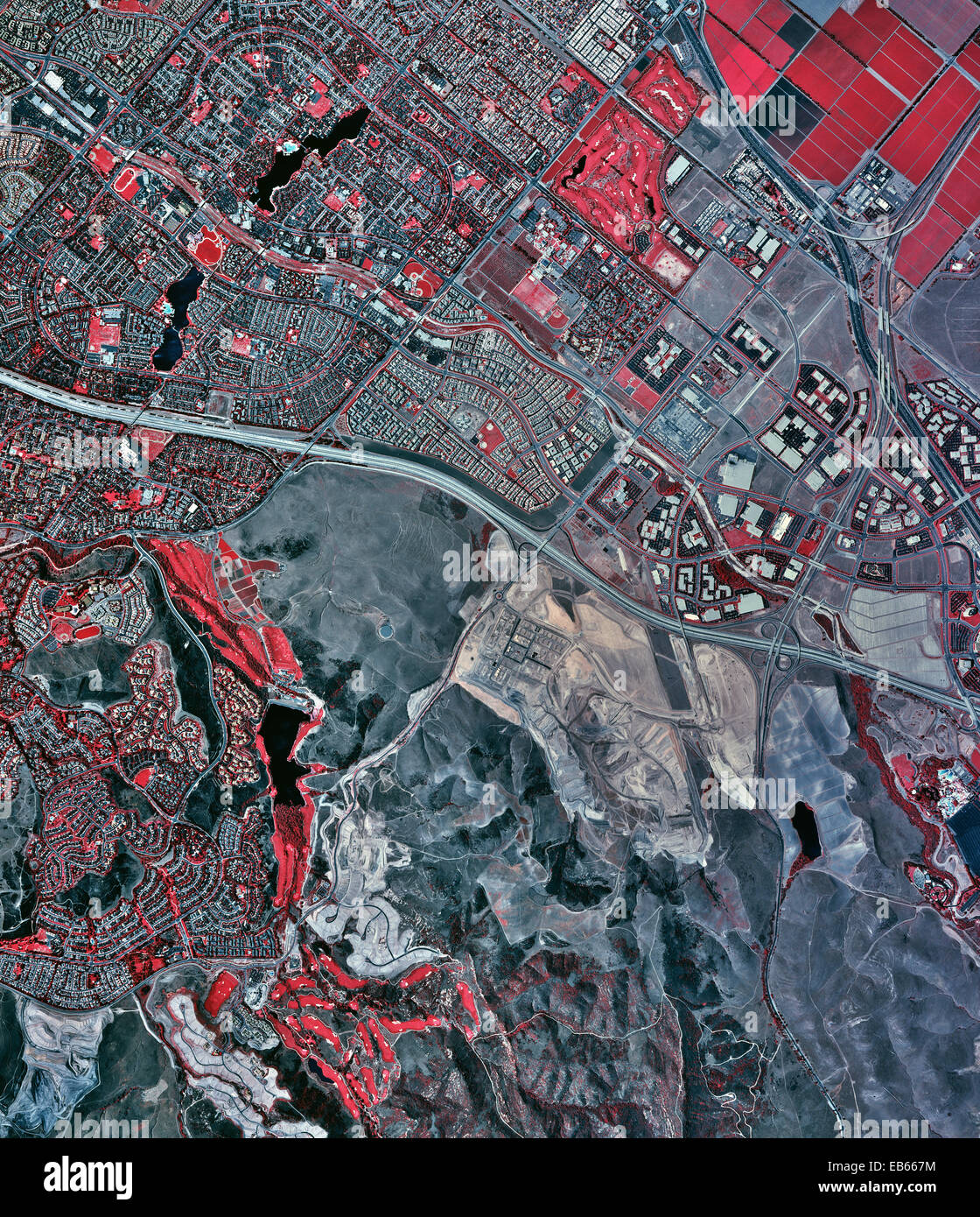 historische Infrarot-Luftaufnahme von Irvine, Kalifornien, 2002 Stockfoto