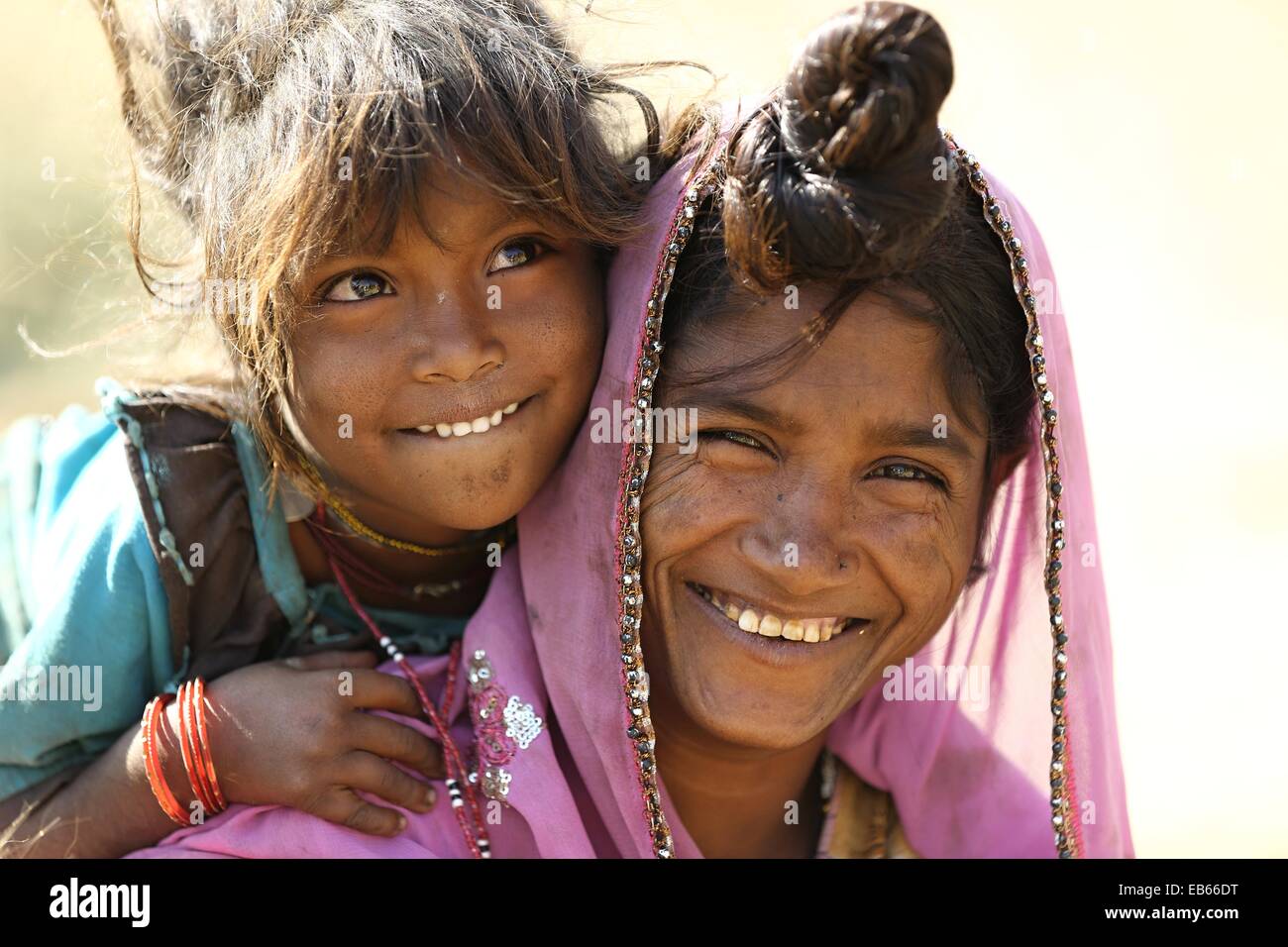 Indische Mutter mit Kind-Indien Stockfoto