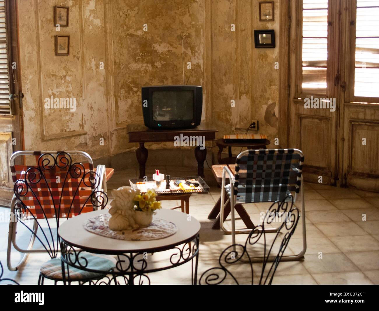 Fernsehen im alten Herrenhaus Stockfoto, Bild: 75758271 - Alamy