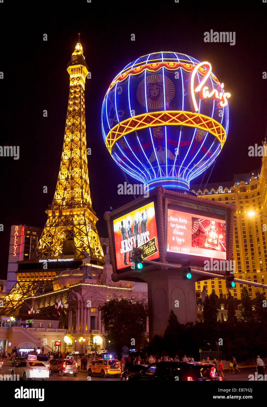 Nächtliche Aussicht auf Hotels, Resorts und Casinos am Las Vegas Blvd, Las Vegas, Nevada. Stockfoto
