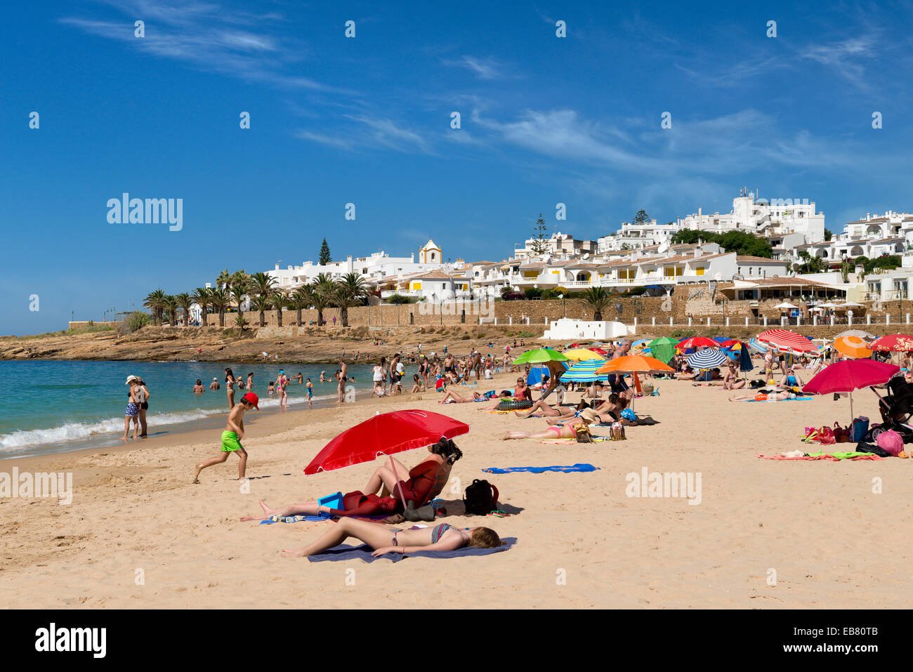 Portugal, der West-Algarve Praia da Luz-Strand Stockfoto