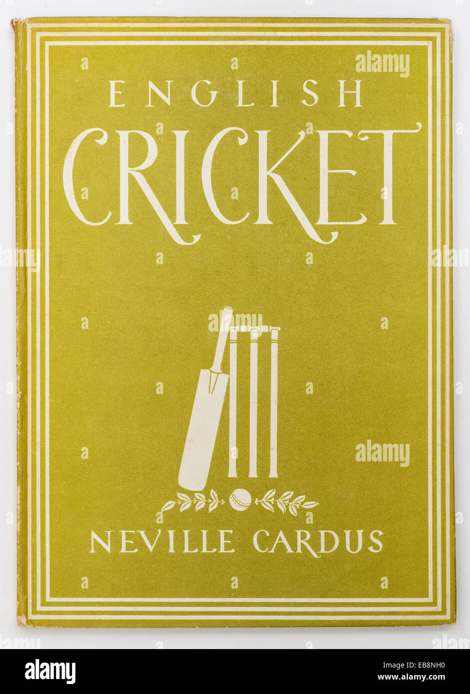 Cover der englischen Cricket durch Neville Cardus veröffentlicht 1947 Stockfoto