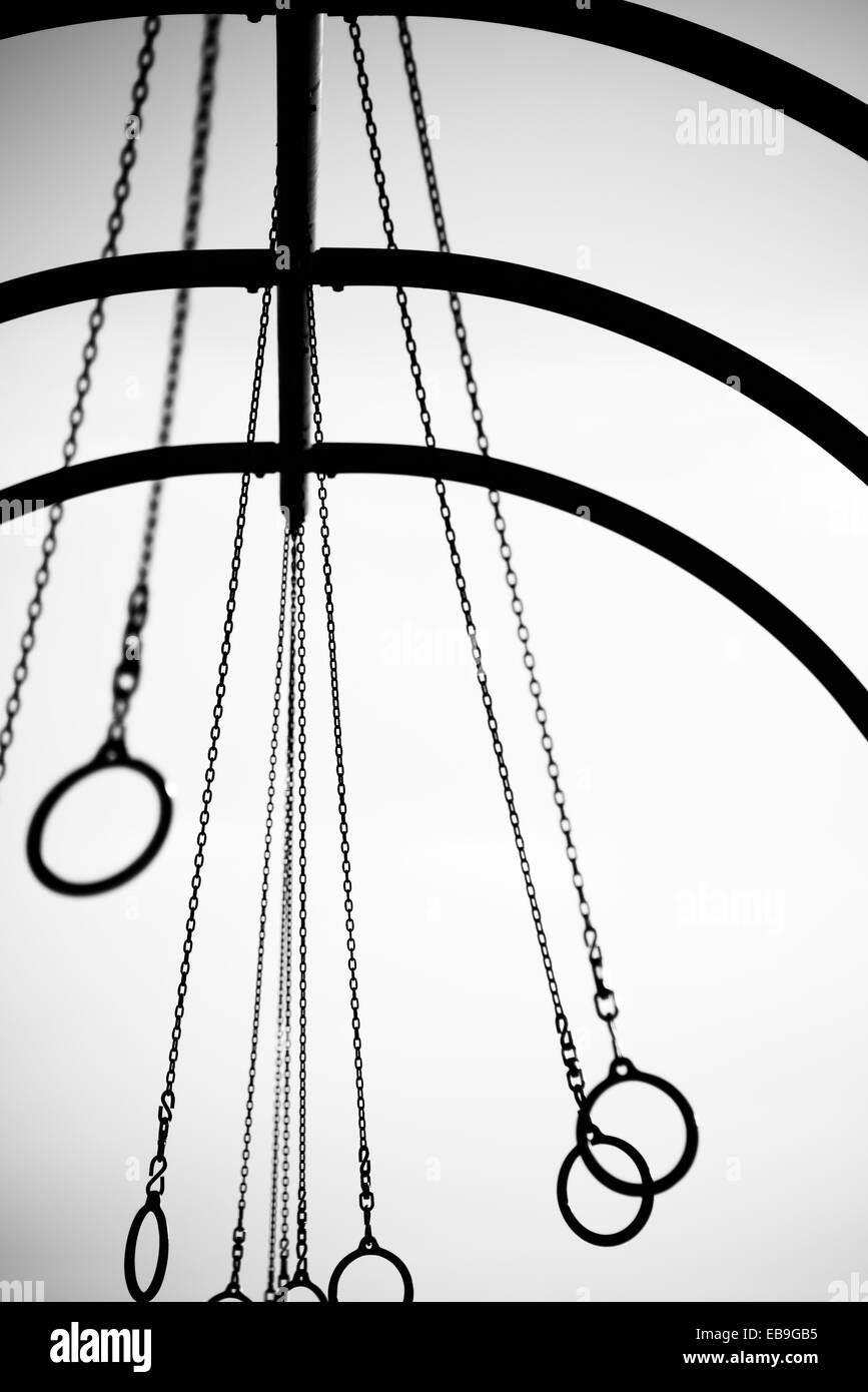 Gymnastik Ringen am Strand, Santa Monica Beach, Santa Monica, Los Angeles County, Kalifornien, USA Stockfoto